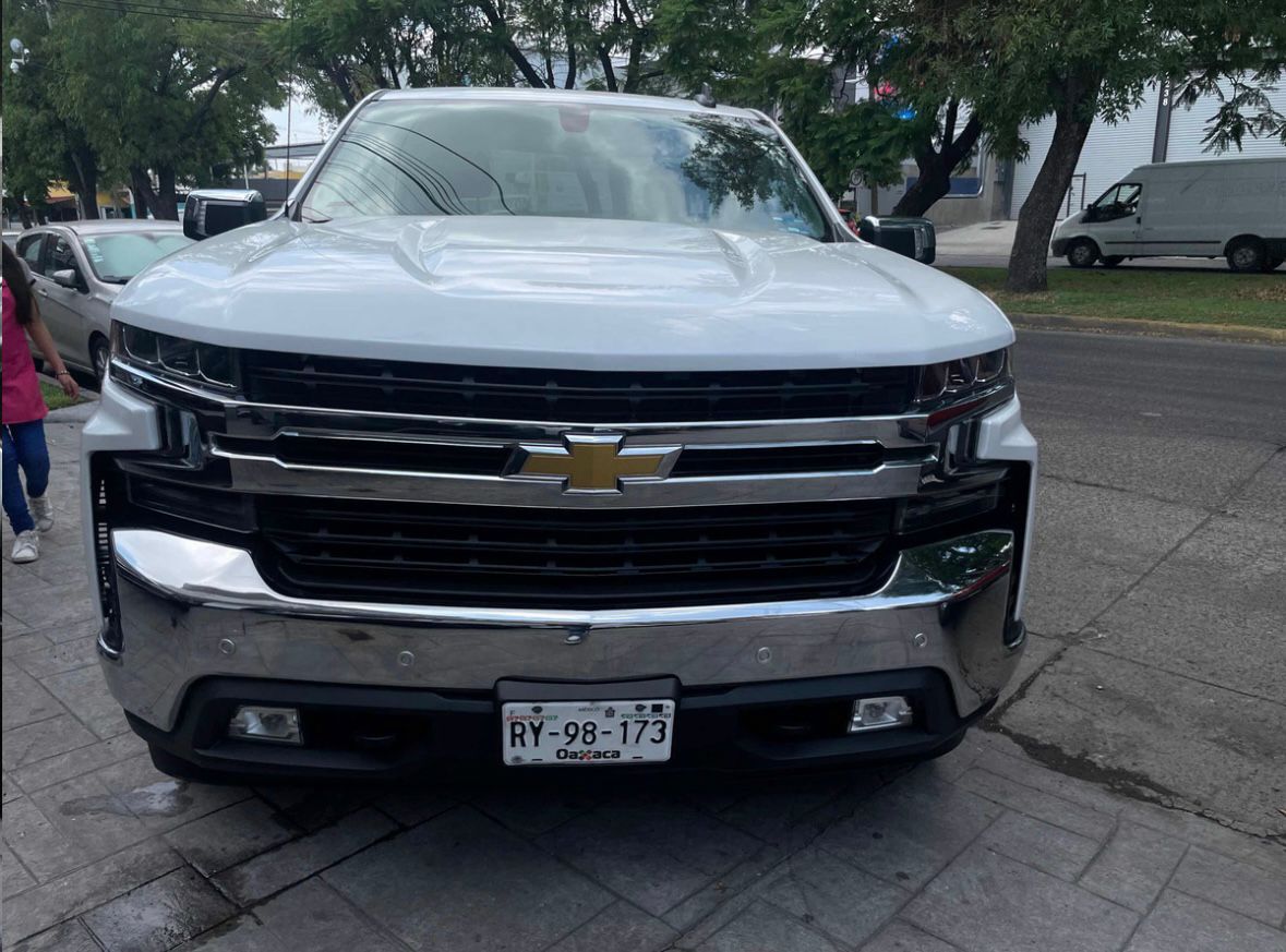 Chevrolet Cheyenne 4x4 cab sencilla 2020