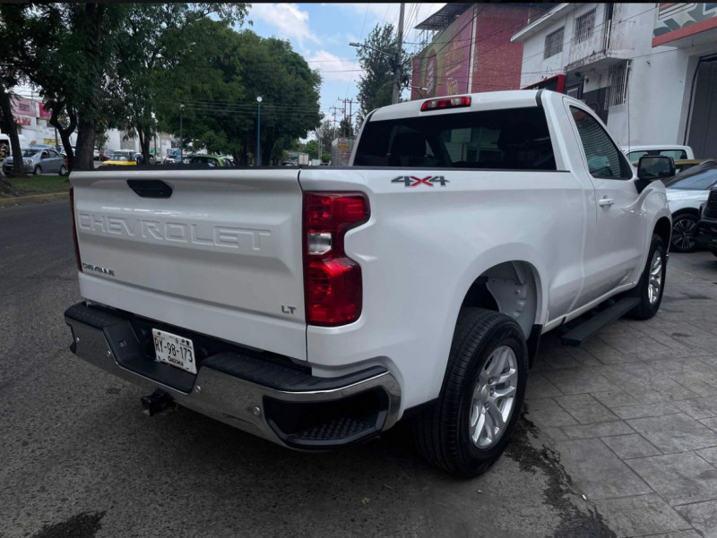 Chevrolet Cheyenne 4x4 cab sencilla 2020