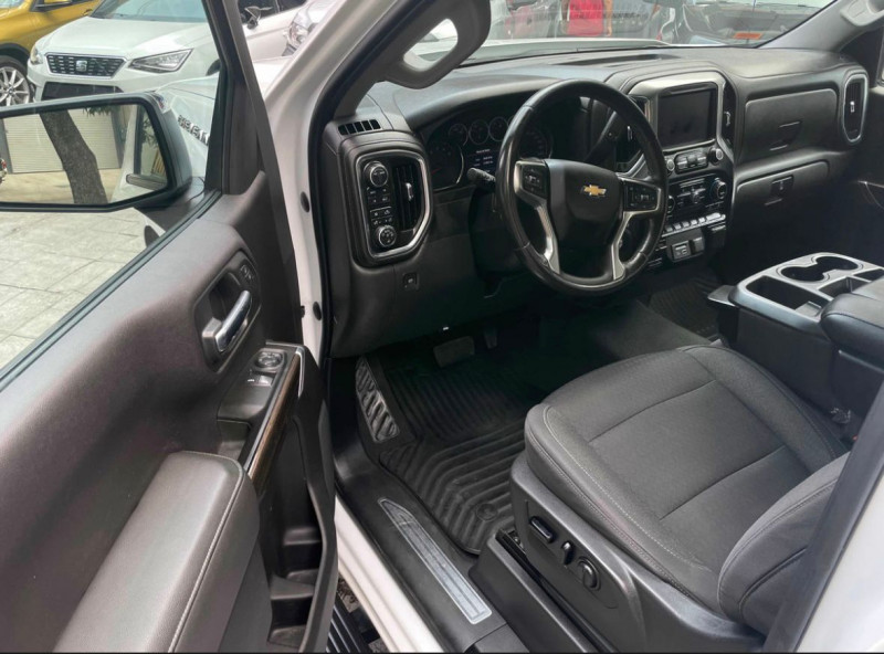 Chevrolet Cheyenne 4x4 cab sencilla 2020
