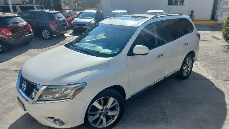 Nissan Pathfinder Exclusive 2013