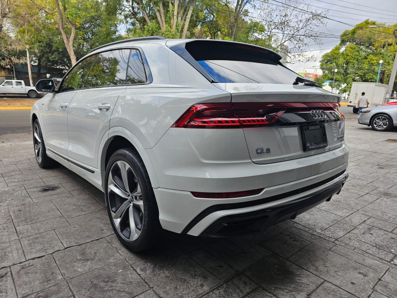 Audi Q8 Quattro S Line 2021