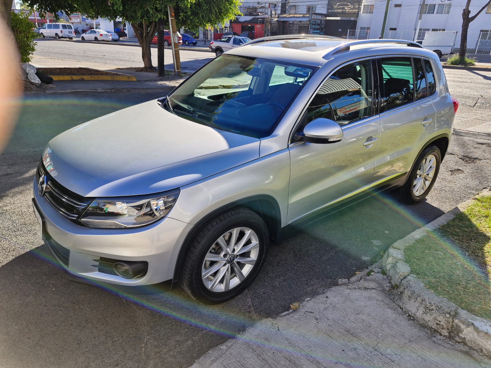 Volkswagen Tiguan Track y Fun 2016