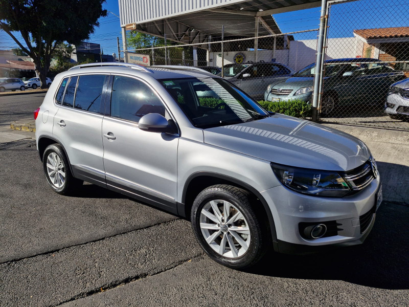 Volkswagen Tiguan Track y Fun 2016