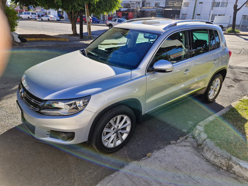 Volkswagen Tiguan Track y Fun 2016