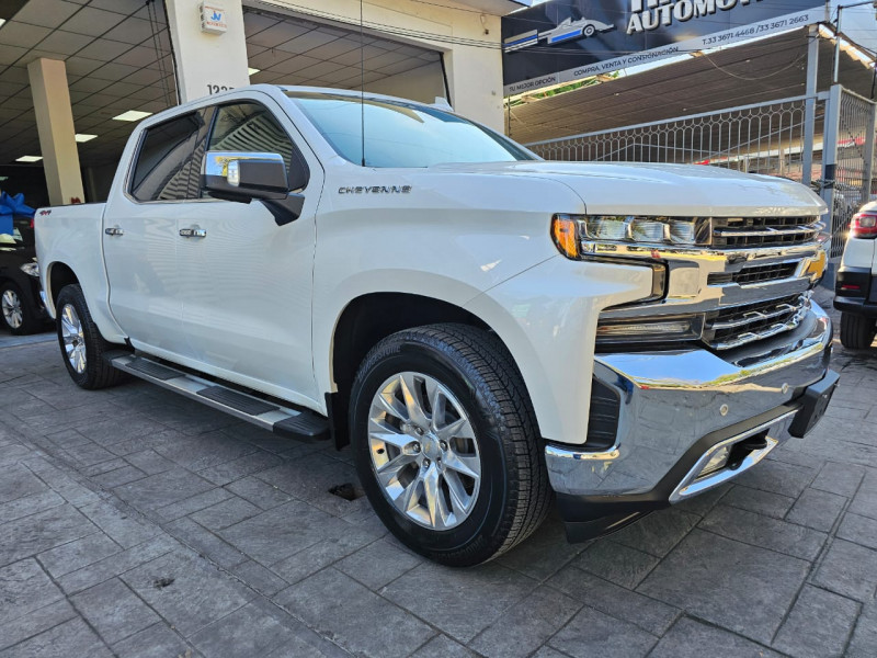 Chevrolet Cheyenne LTZ DOBLE CABINA 2020