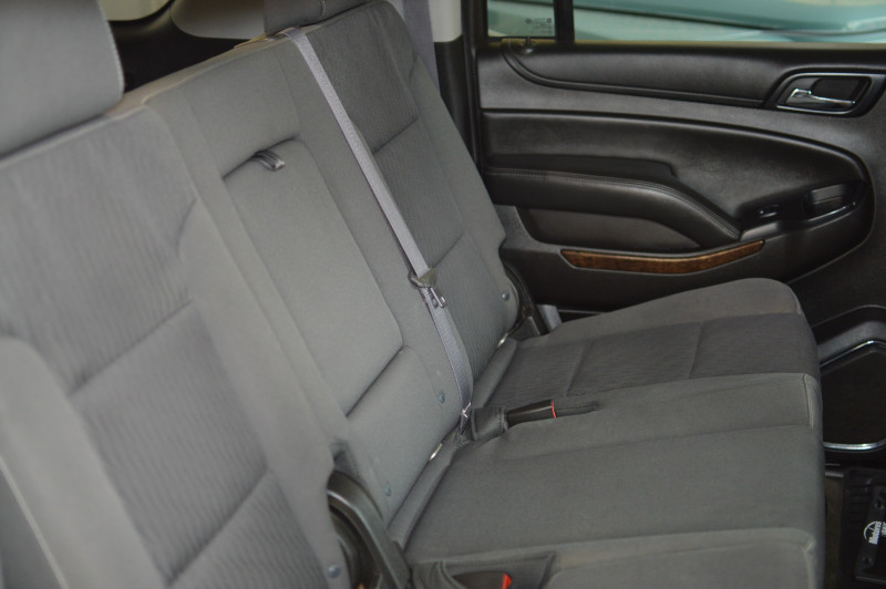 Chevrolet Suburban LS 2015
