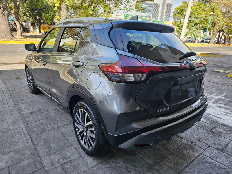 Nissan Kicks PLATINIUM 2023