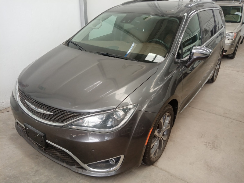 Chrysler Pacifica LIMITED 2017