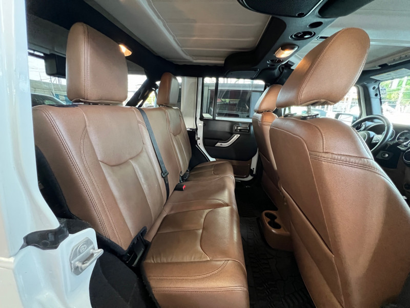 Jeep Wrangler Unlimited Sahara 2017