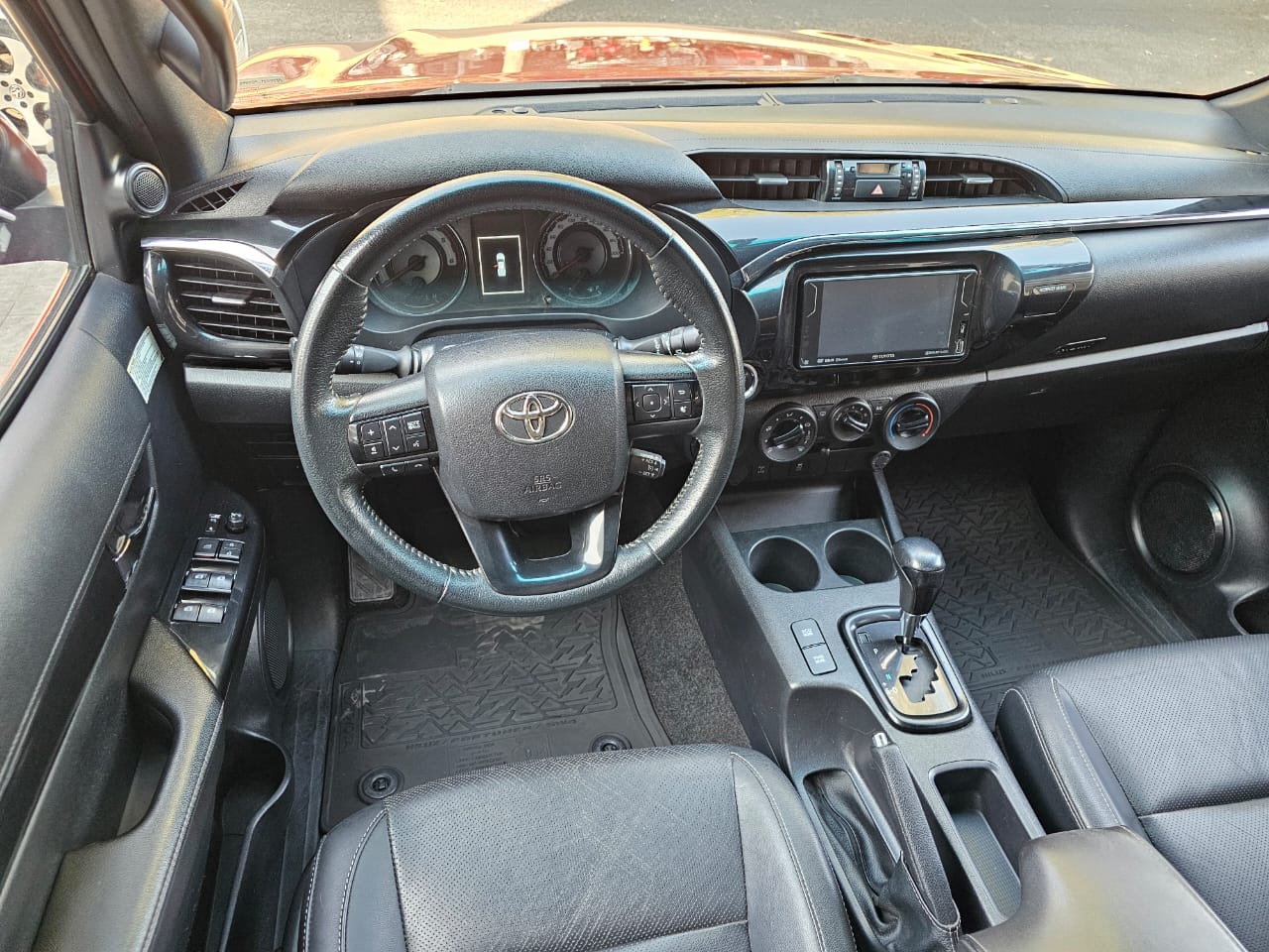 Toyota Hilux 2.8 TDI CREW CAB 2020