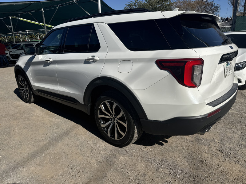 Ford Explorer ST 2021
