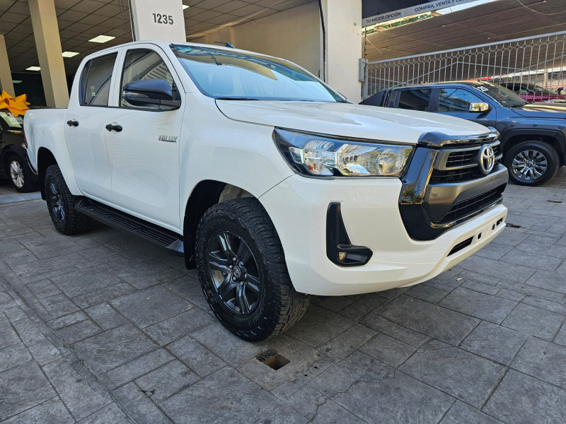 Toyota Hilux SR 2021