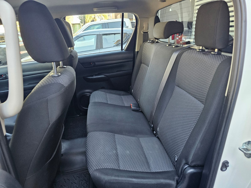 Toyota Hilux SR 2021