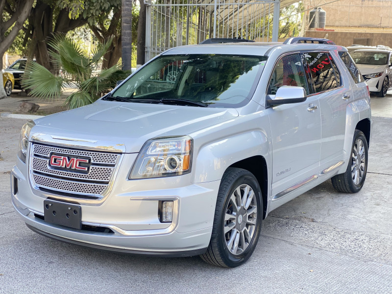 GMC Terrain Denali 2017