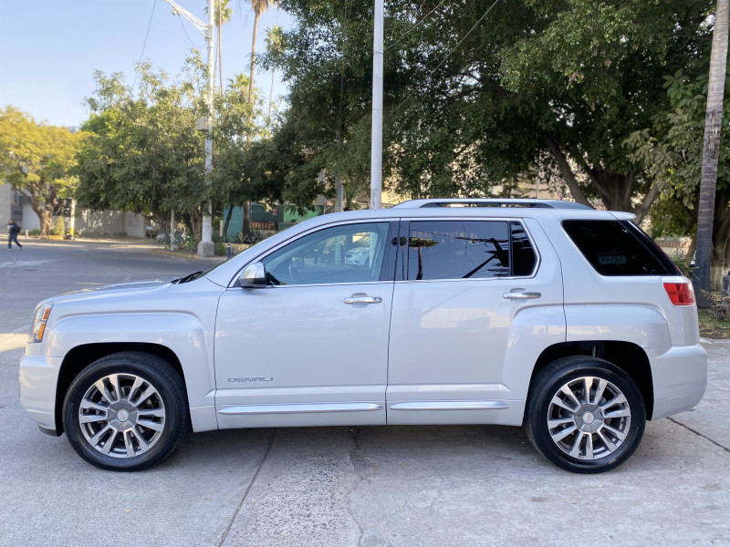 GMC Terrain Denali 2017