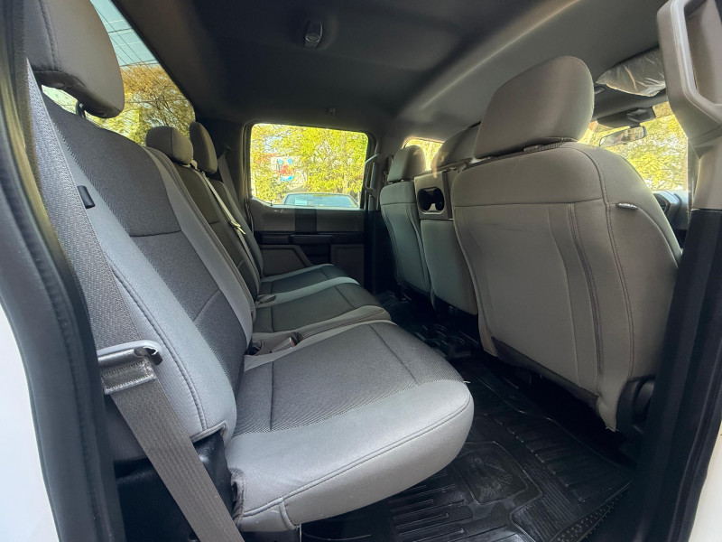 Ford F150 XL Crew Cab.4X4, a/ac., VE, CD 2020