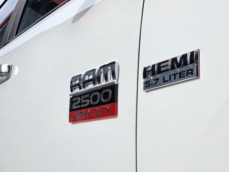 Dodge Ram 2500 V8 Heavy Duty 4x4 V8 2012