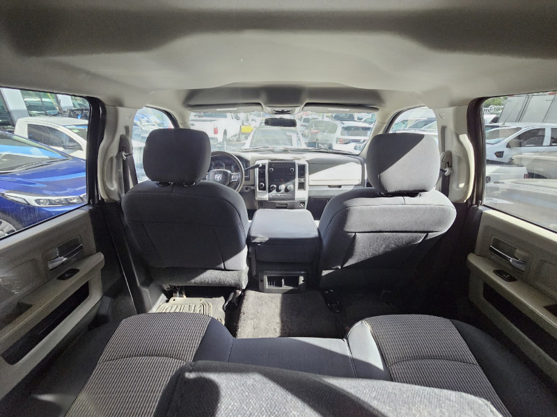 Dodge Ram 2500 V8 Heavy Duty 4x4 V8 2012