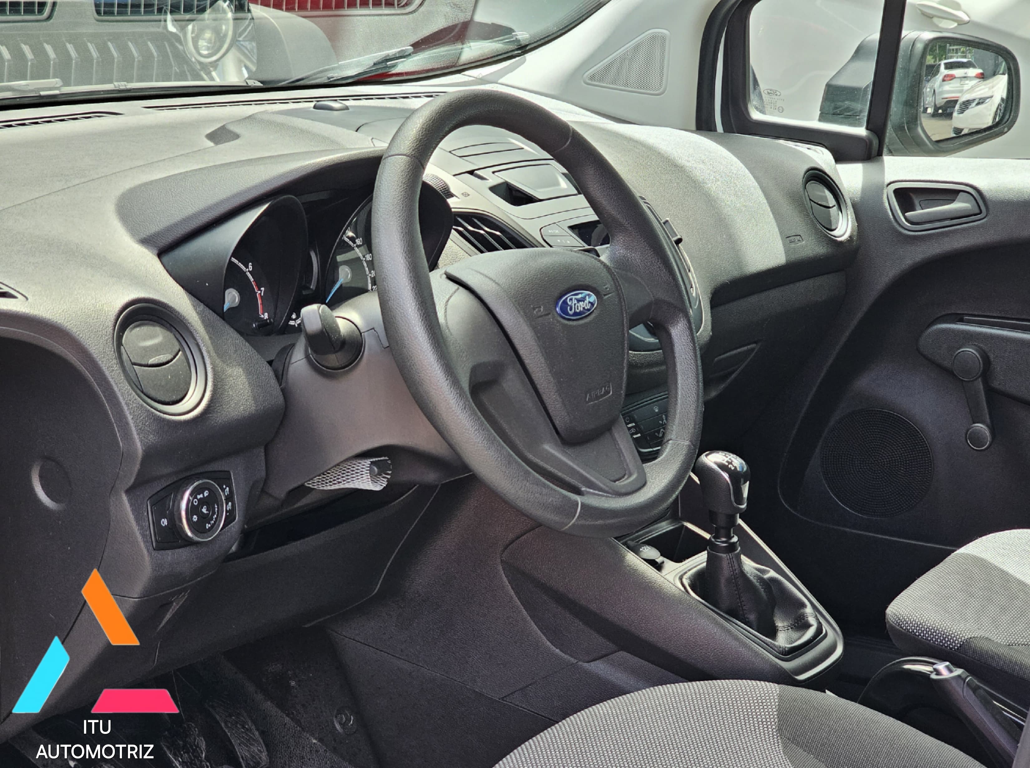 Ford Transit Courier 2022