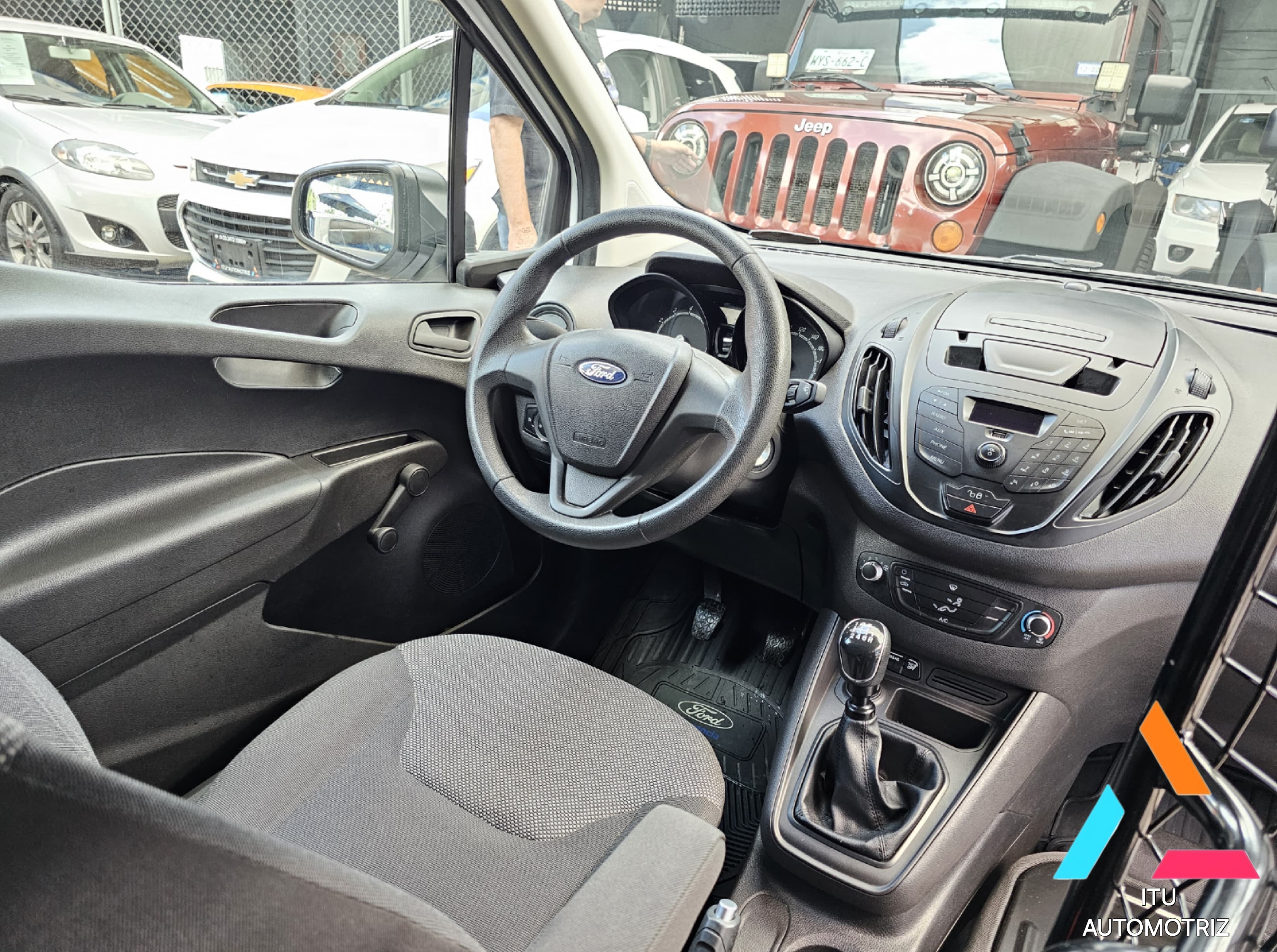 Ford Transit Courier 2022