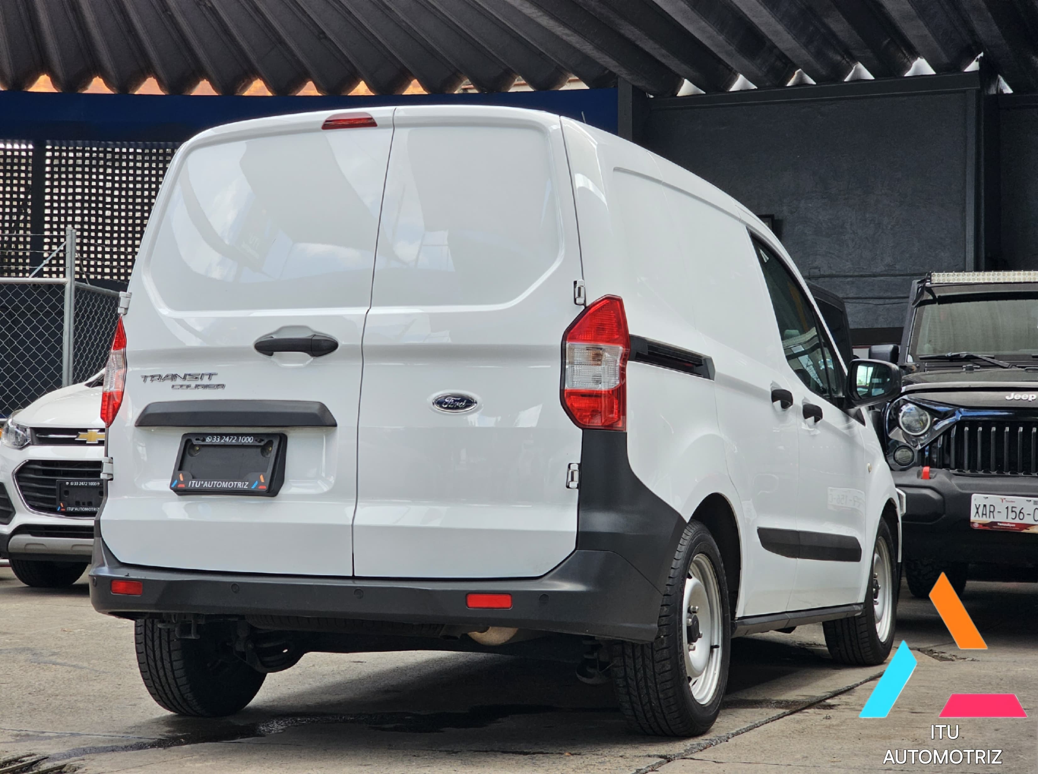 Ford Transit Courier 2022