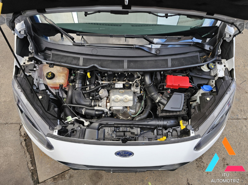 Ford Transit Courier 2022
