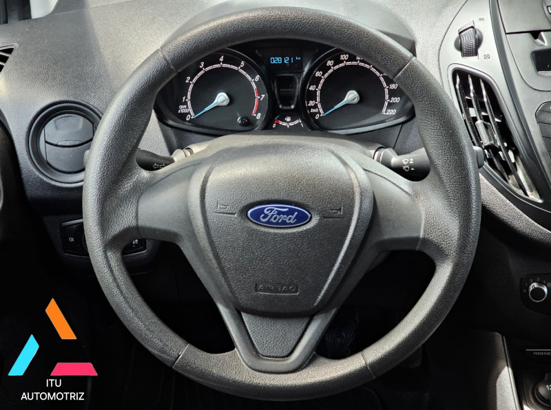 Ford Transit Courier 2022