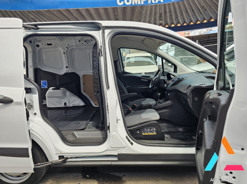 Ford Transit Courier 2022