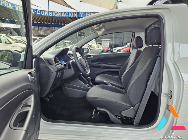 Volkswagen Saveiro Robust 2025