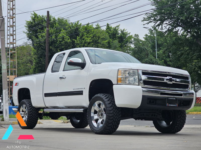 Chevrolet Silverado 2500 Cabina y Media 4x4 V8 2009