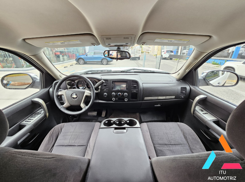 Chevrolet Silverado 2500 Cabina y Media 4x4 V8 2009