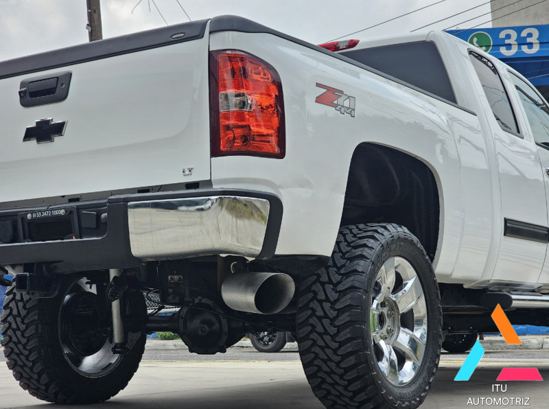 Chevrolet Silverado 2500 Cabina y Media 4x4 V8 2009