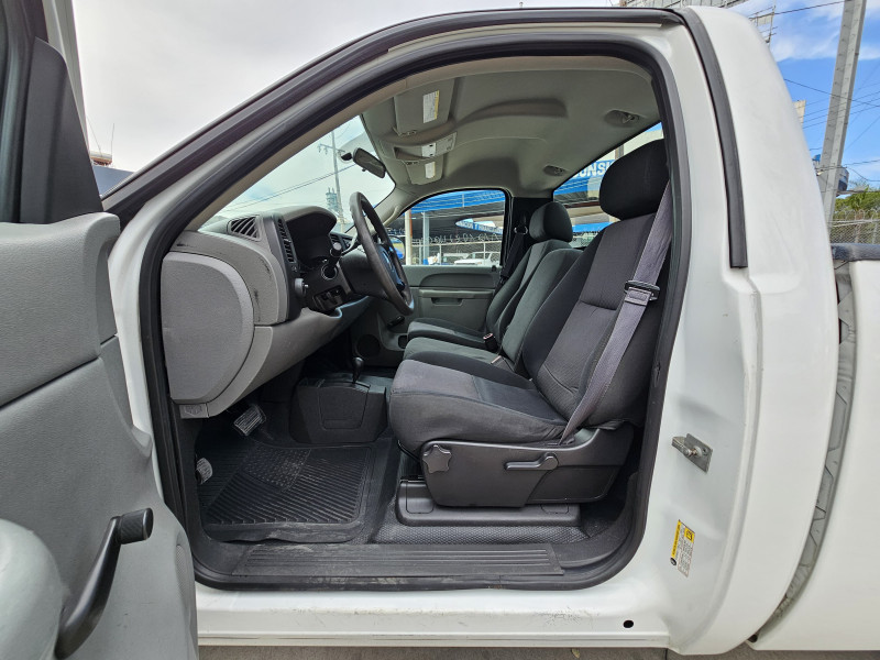 Chevrolet Silverado 2500 Silverado 2500 LS, 2013