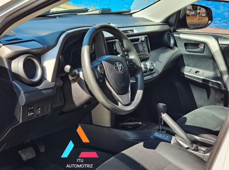 Toyota RAV4 LE 2018