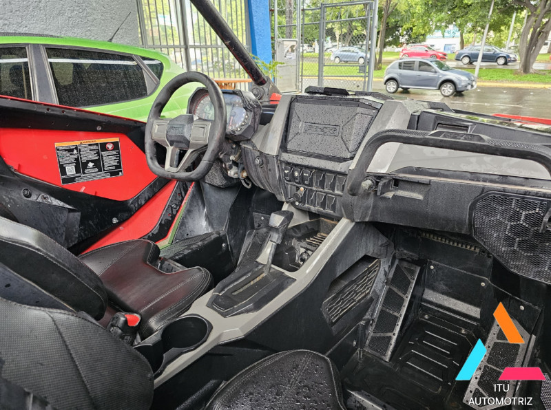 Can-Am Maverick X3 Polaris RZR PRO 2020