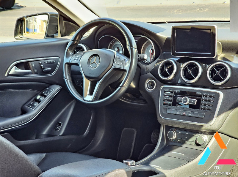 Mercedes Benz Clase CLA 200 CGI 2015
