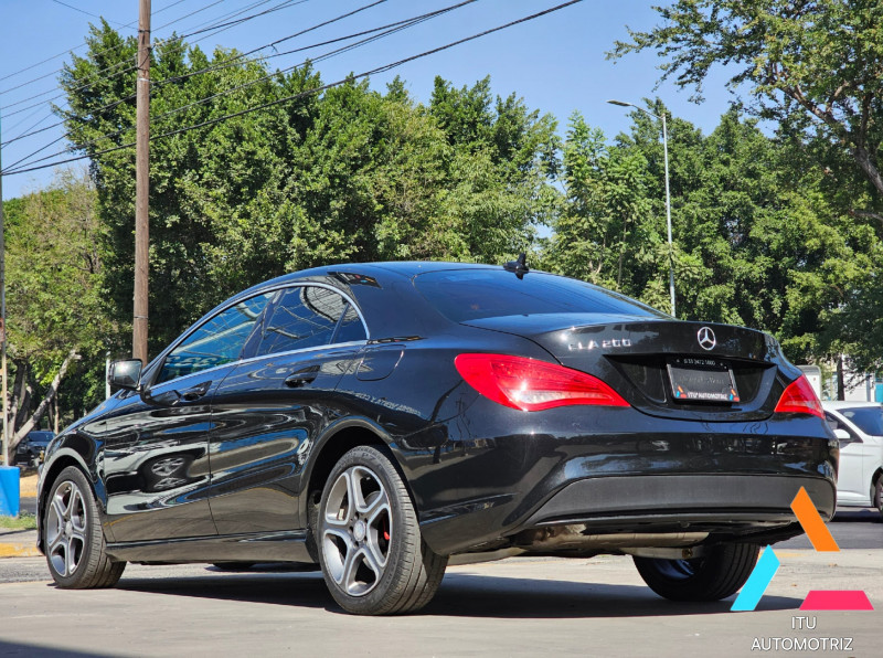 Mercedes Benz Clase CLA 200 CGI 2015