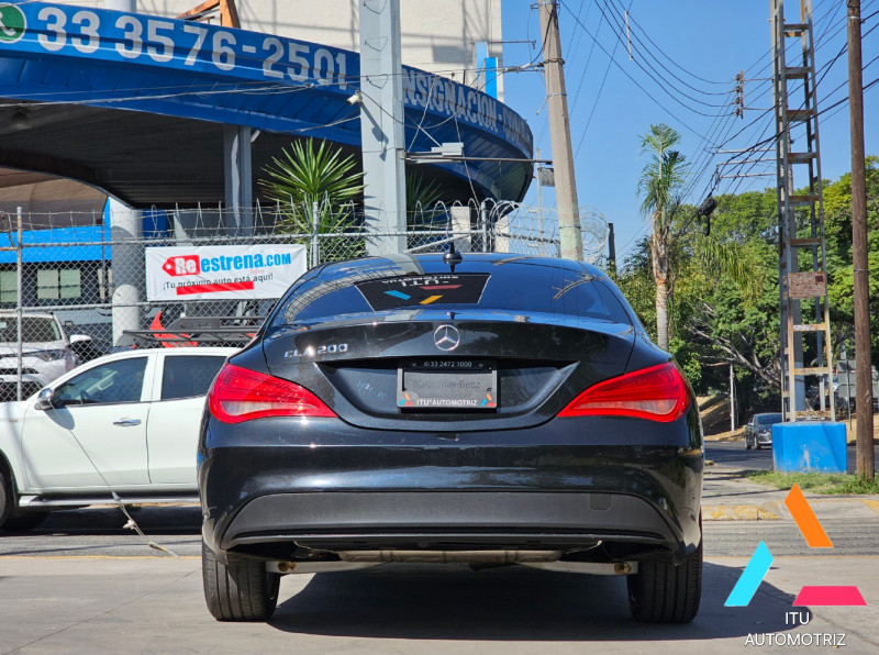 Mercedes Benz Clase CLA 200 CGI 2015