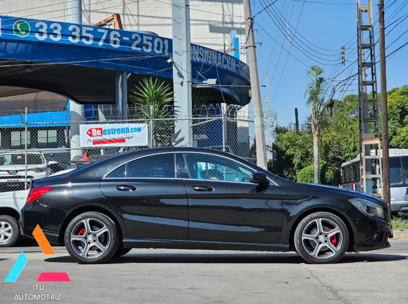 Mercedes Benz Clase CLA 200 CGI 2015