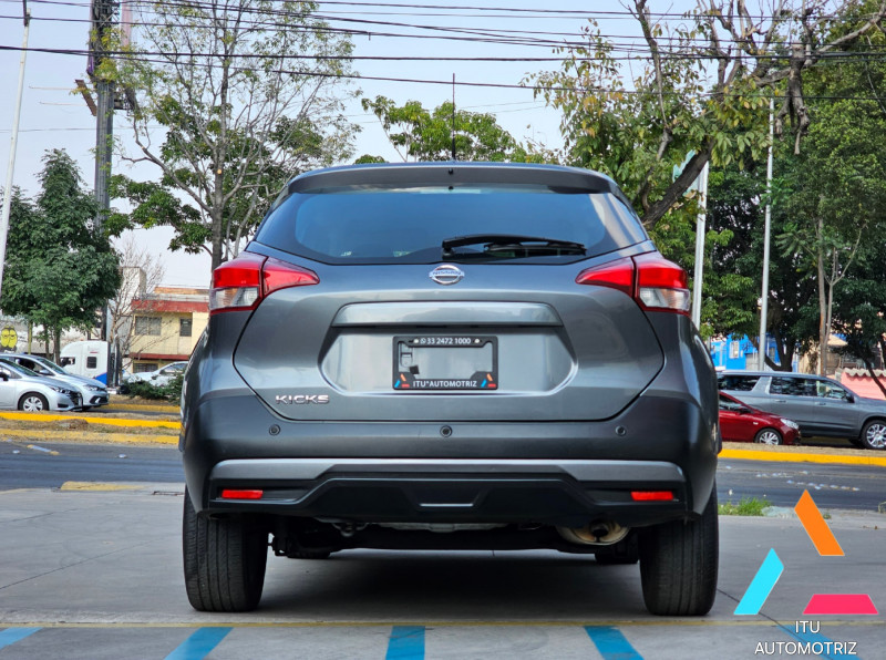 Nissan Kicks Advance 2018