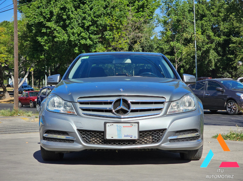 Mercedes Benz Clase C C180 CGI 2013