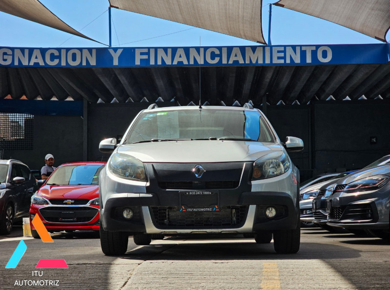 Renault Sandero HB Sandero Dynamique y GT Line 2015