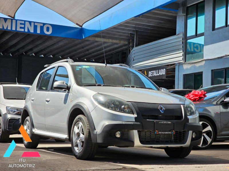 Renault Sandero HB Sandero Dynamique y GT Line 2015