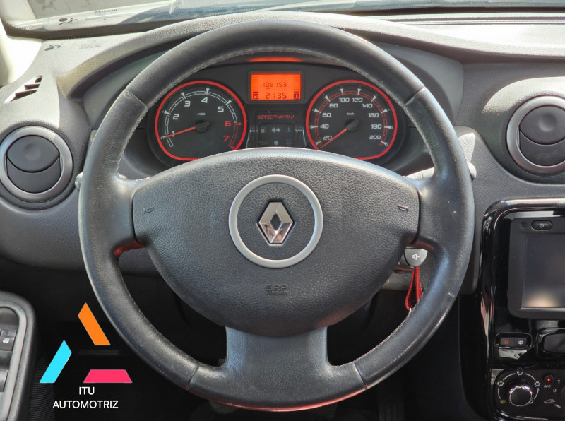 Renault Sandero HB Sandero Dynamique y GT Line 2015