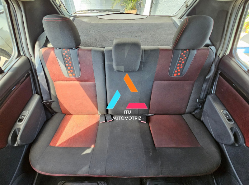Renault Sandero HB Sandero Dynamique y GT Line 2015