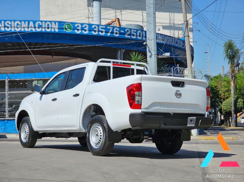 Nissan Frontier SE TM 2024