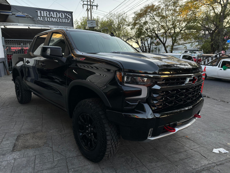 Chevrolet Cheyenne ZR2 2024