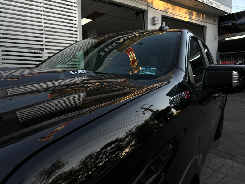Chevrolet Cheyenne ZR2 2024