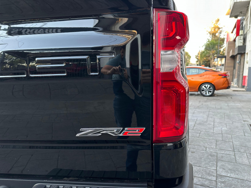 Chevrolet Cheyenne ZR2 2024
