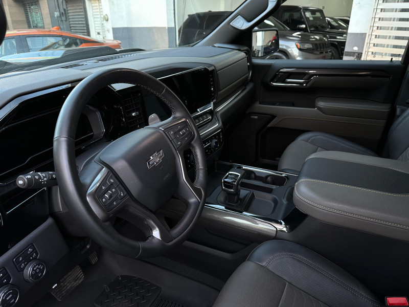 Chevrolet Cheyenne ZR2 2024